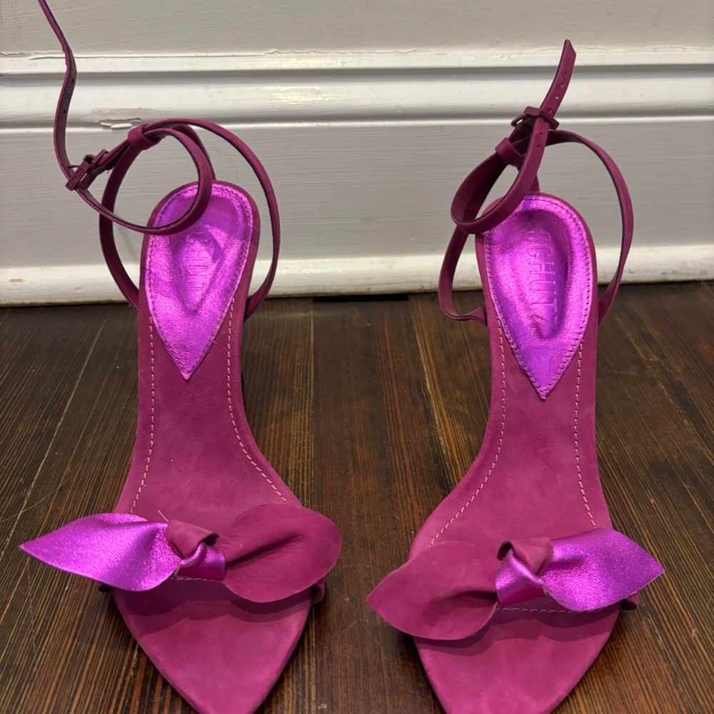 Schutz Elora Leather Sandal